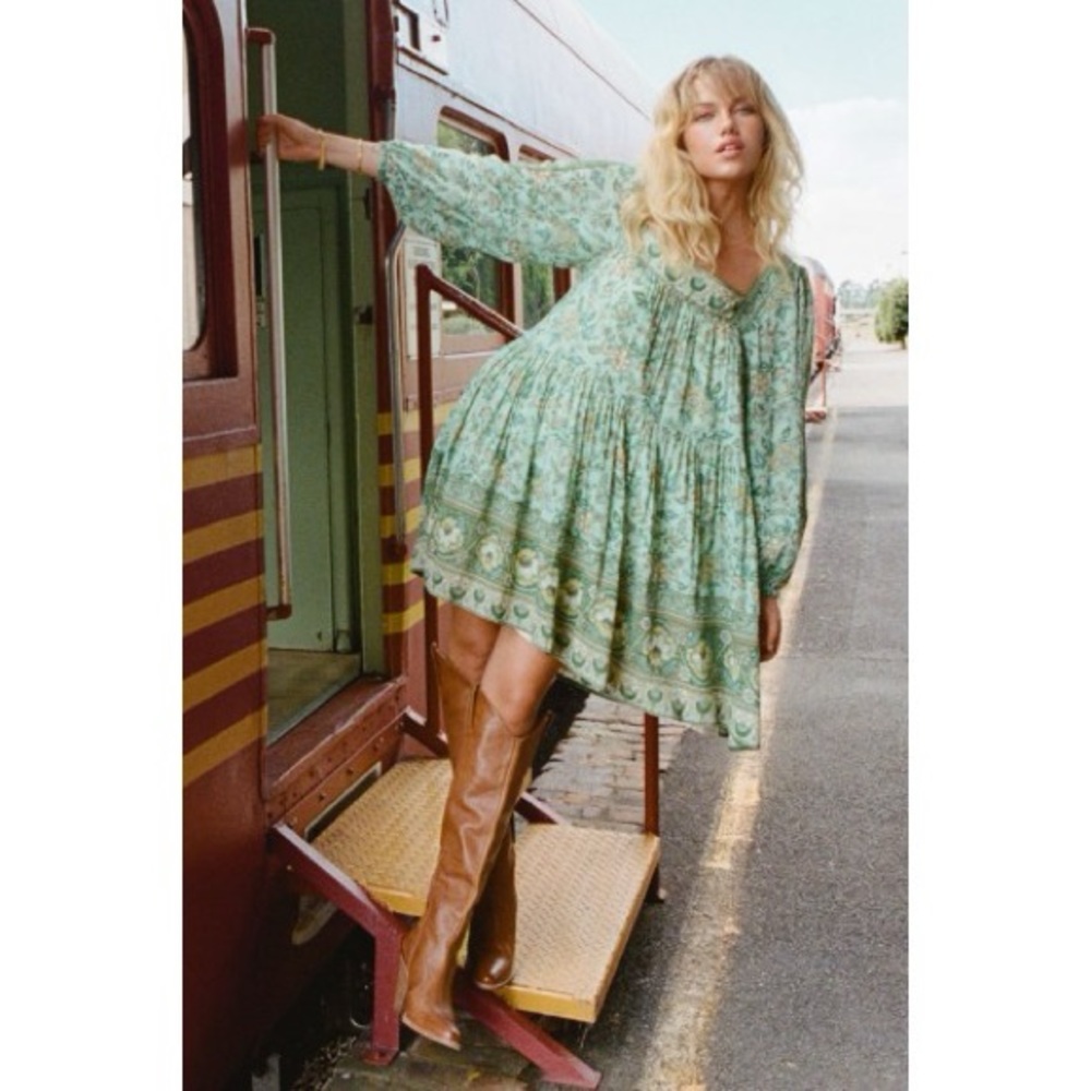 NWT Spell and the Gypsy Collective Folk Song Tunic Dress in Sage Green